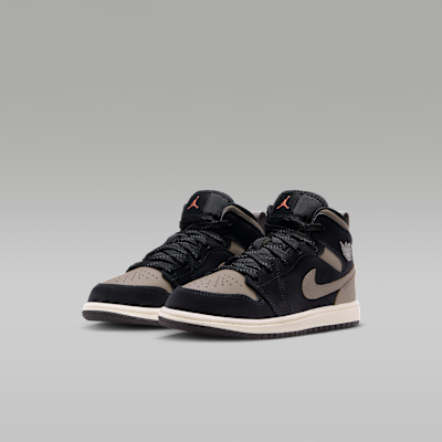 Jordan 1 Mid SE Younger Kids' Shoes
