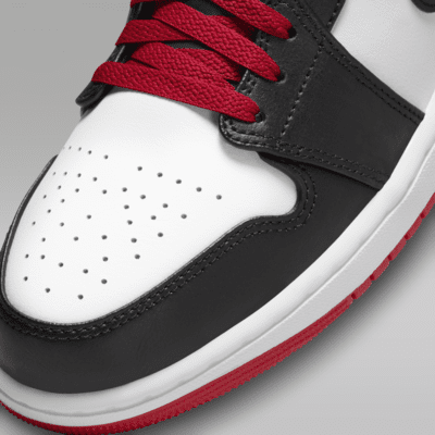 エア ジョーダン 1 MID メンズシューズ
