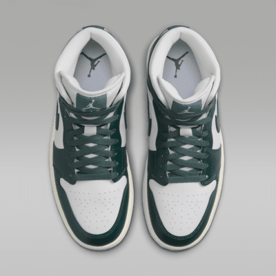 Air Jordan 1 Mid Kadın Ayakkabısı