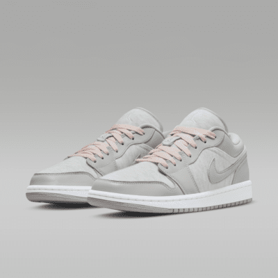 Air Jordan 1 Low SE Women's Shoe