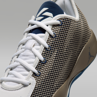 Luka 77 Basketballschuh