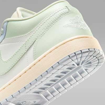 Air Jordan 1 Low Women's Shoes