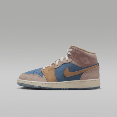 Tenis para niños grandes Air Jordan 1 Mid Sneaker School