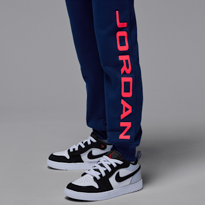 Σετ δύο τεμαχίων Baseline με φλις μπλούζα με κουκούλα Jordan Essentials για μικρά παιδιά