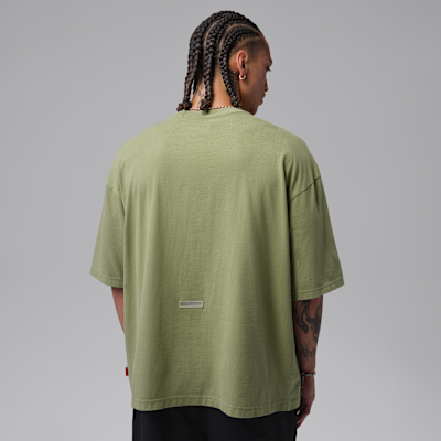 Jordan Flight Essentials Oversize Yama Detaylı Erkek Tişörtü görsel 2