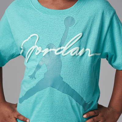 Conjunto de shorts dos piezas "Hidden In Plain Sight" Jordan para niños pequeños