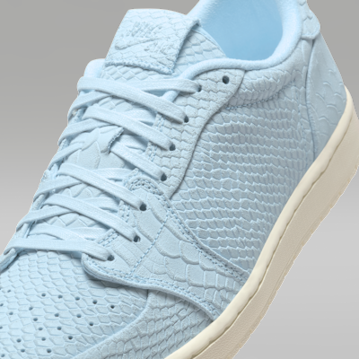 Air Jordan 1 Retro Low No-Swoosh férficipő