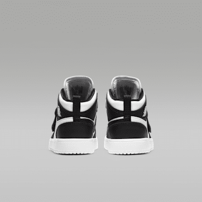 Sky Jordan 1 Younger Kids' Shoe
