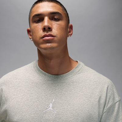 Jordan Flight Essentials Men's Oversized T-Shirt