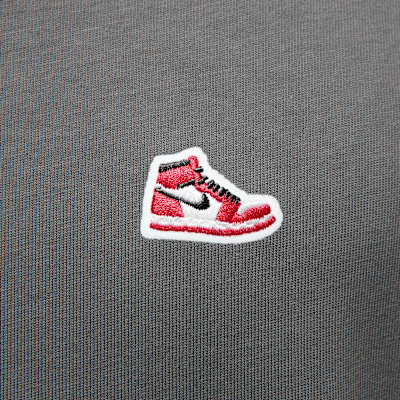 เสื้อยืดติดอาร์มสนีกเกอร์ผู้ชาย Jordan Brand