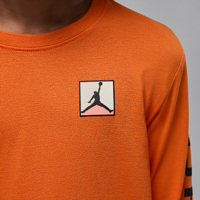 Jordan Essentials Big Kids' Baseline Long Sleeve T-Shirt