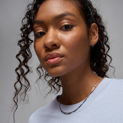 Jordan Essentials Playera con gráfico de manga corta para mujer