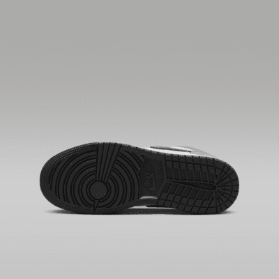 Air Jordan 1 Low SE Older Kids' Shoes