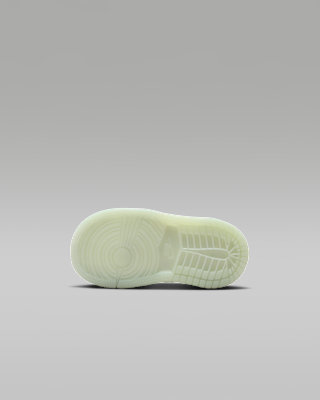 Jordan 1 Retro 低筒