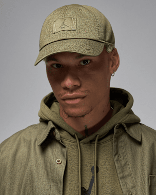 Женская кепка Jordan Club Cap Adjustable Hat
