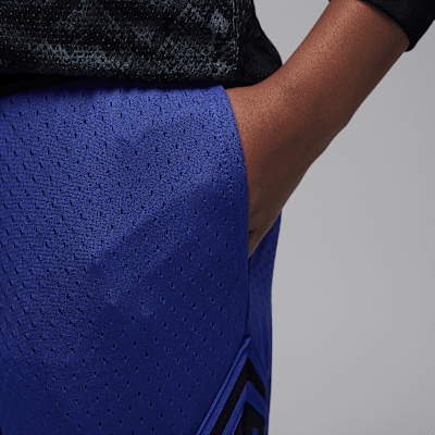 Shorts Diamond Dri-FIT para niño talla grande Jordan Sport