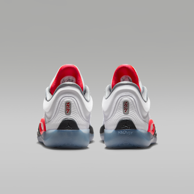 Zion 4 Basketball Shoes