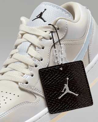 Air Jordan 1 低筒 SE "LNY"