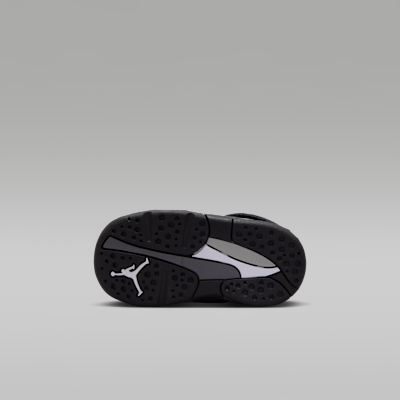 Jordan 8 Retro "Chrome" view 2