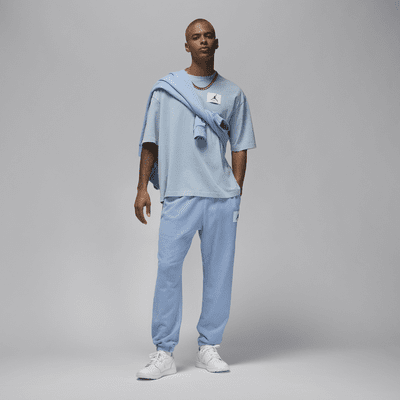 เสื้อยืดผู้ชายขนาดโอเวอร์ไซส์ Jordan Flight Essentials