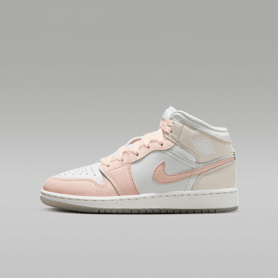 Air Jordan 1 Mid SE Big Kids' Shoes