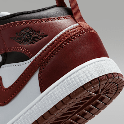 Jordan 1 Mid SE Little Kids' Shoes