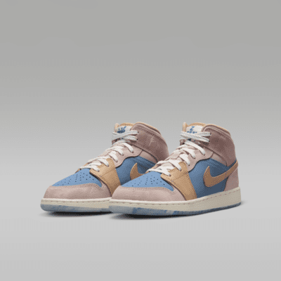 Tenis para niños grandes Air Jordan 1 Mid Sneaker School