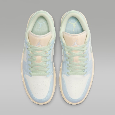 Air Jordan 1 Low Women's Shoes