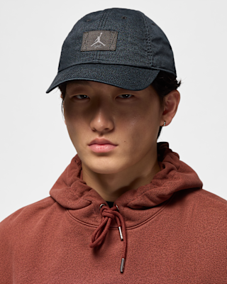 Женская кепка Jordan Club Cap Adjustable Hat