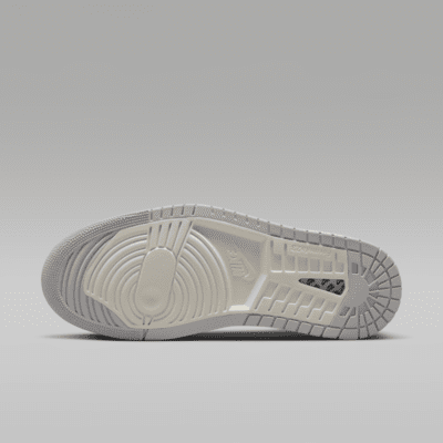 Air Jordan 1 Zoom CMFT 2 Men's Shoes. Nike AU