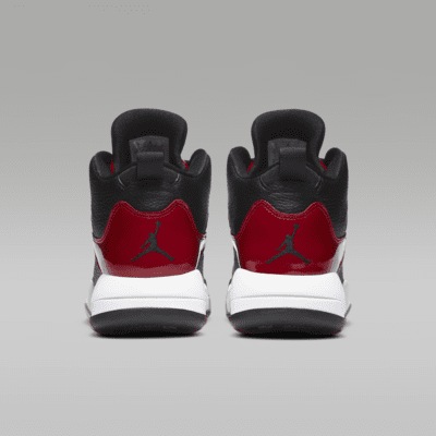 รองเท้าผู้ชาย Jordan Maxin 200