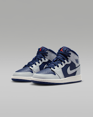 Air Jordan 1 中筒