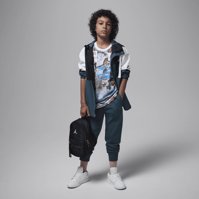 Playera con estampado de collage para niño talla grande Jordan MJ Brooklyn