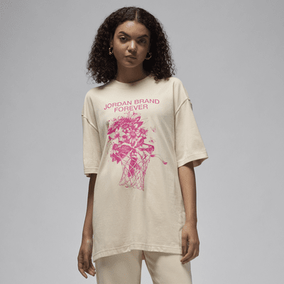 T-shirt folgada com grafismo Jordan para mulher