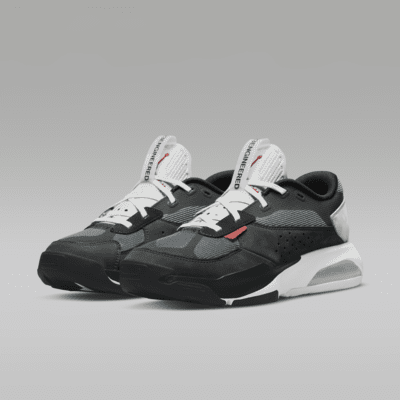 รองเท้าผู้ชาย Jordan Air 200E