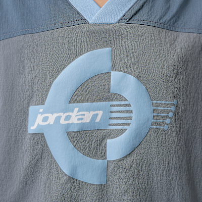 Sudadera sin cierre Jordan Brooklyn de manga larga de tejido Woven con gráfico para mujer