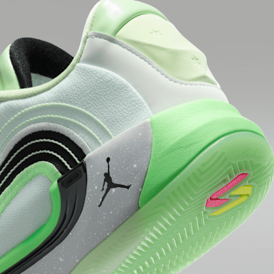 Luka 4 'Space Navigator' basketbalschoenen