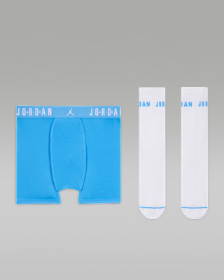 Подростковые носки Jordan Big Kids' Socks and Dri-FIT Boxer Briefs 2-Piece Set