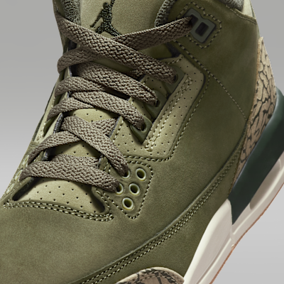 Air Jordan 3 Retro Big Kids' Shoes