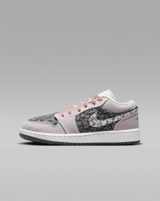 Nike Air Jordan 1 Low sneaker Platinum Violet/Anthracite/Red Stardust/Sail