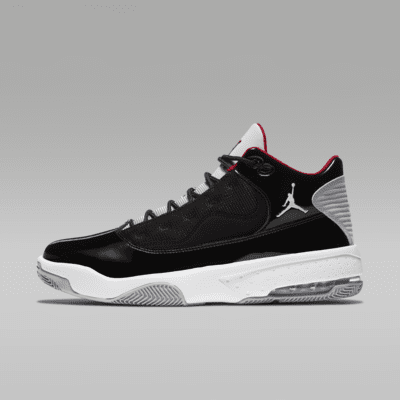 Jordan Max Aura 2 Men's Shoe. Nike JP