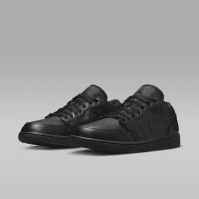 Air Jordan 1 Low Erkek Ayakkabısı