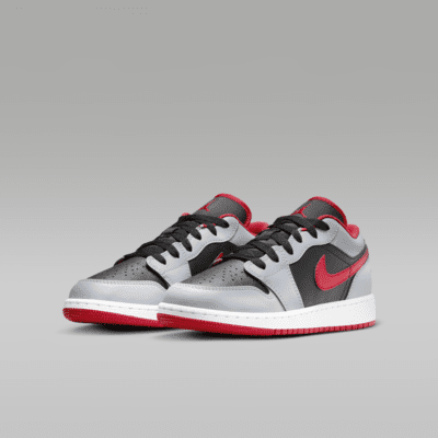 Air Jordan 1 Low Older Kids' Shoes
