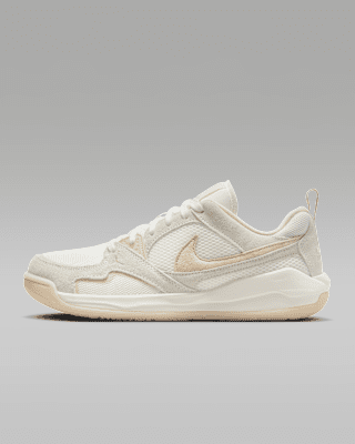 Женские кроссовки Jordan CMFT Era