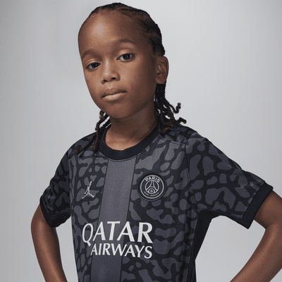 Paris Saint-Germain 2023/24 Third dreiteiliges Jordan Set für jüngere Kinder