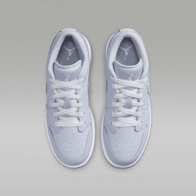 Air Jordan 1 Low Older Kids' Shoes