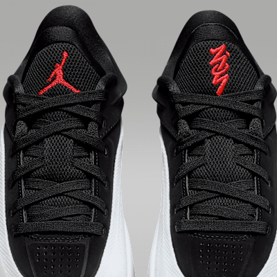 Tenis de básquetbol para niños grandes Zion 4
