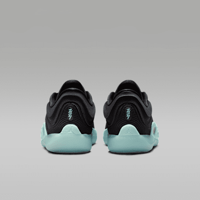 Zion 4 Basketballschuh