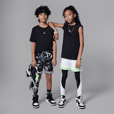 Playera Core para niños talla grande Jordan Dri-FIT Sport
