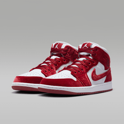 Air Jordan 1 Mid SE Women's Shoes